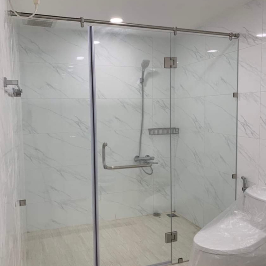 PHÒNG TẮM KÍNH MỞ QUAY - KÍNH CƯỜNG LỰC