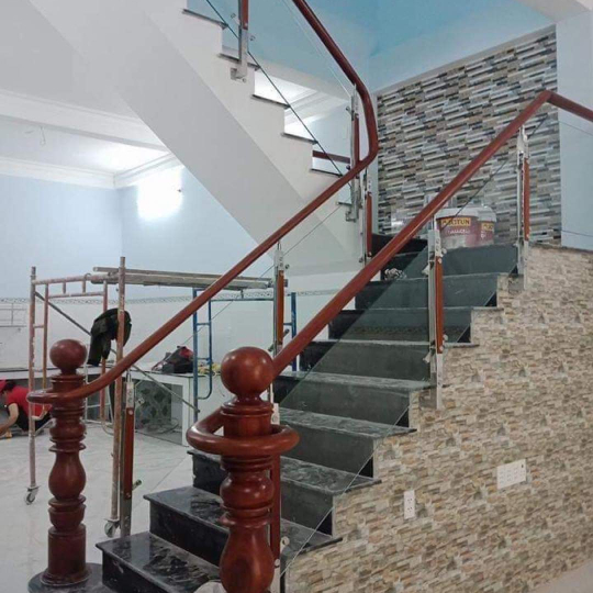 MẪU CẦU THANG TRỤ INOX 304 SANG TRỌNG
